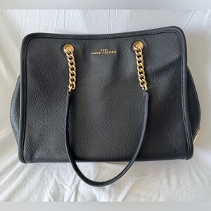 The Marc Jacobs Pebbled Leather Shoulder Bag Satchel Gold Chain Link Straps